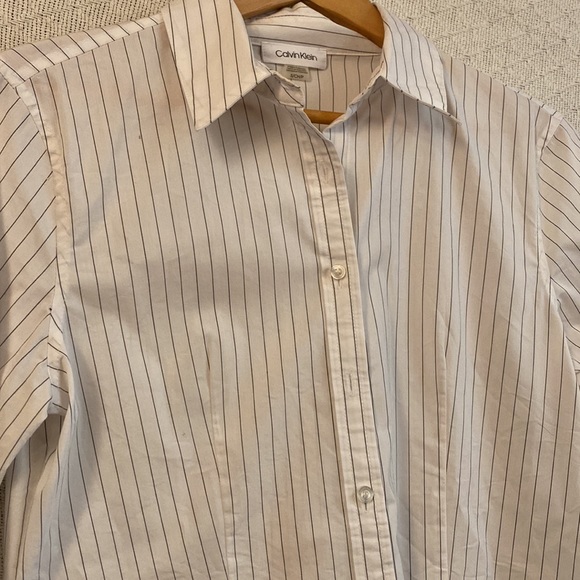 Calvin Klein button down shirt - Picture 3 of 4